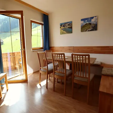 Appartement In Stubai With Balcony And Room, Cleaning Included