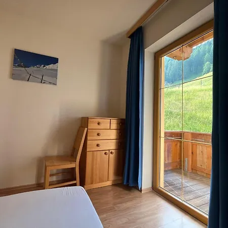 דירה In Stubai With Balcony And Room, Cleaning Included